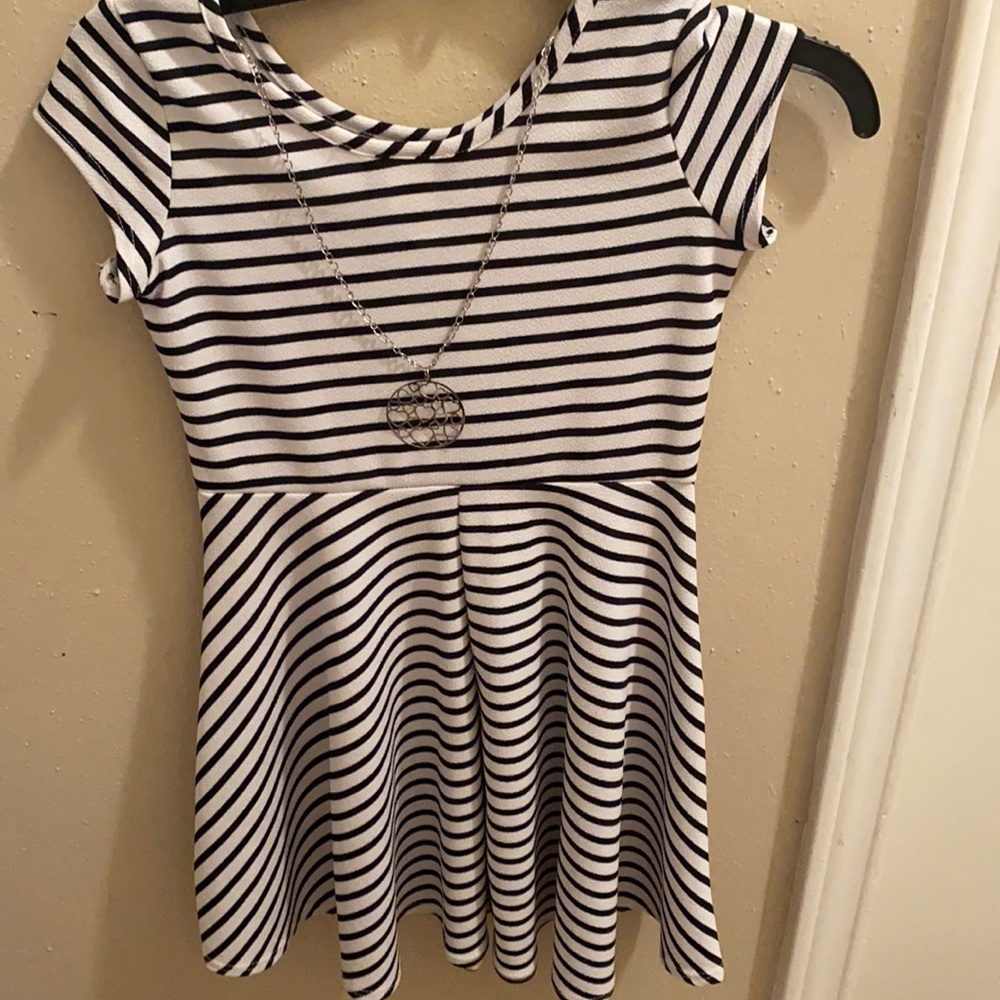 Girls/teen black and white stripped dress